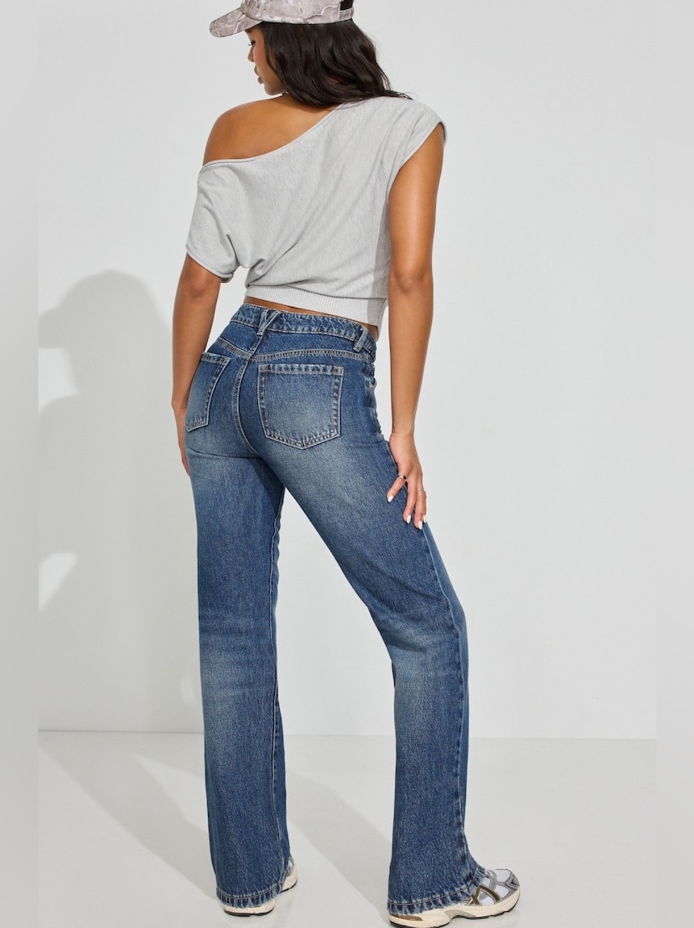 NWT Garage “90’s Straight Jeans” in Charlie Blue. Size 29 (9) - Picture 3 of 10